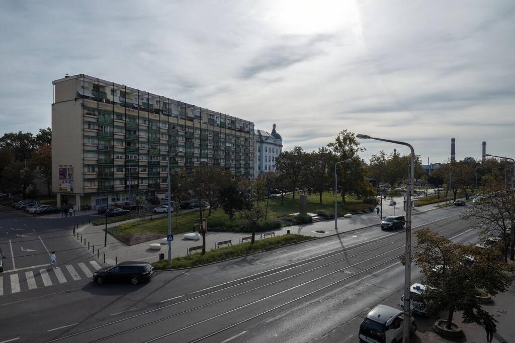 Petofi Family Apartman Debrecen Exterior foto